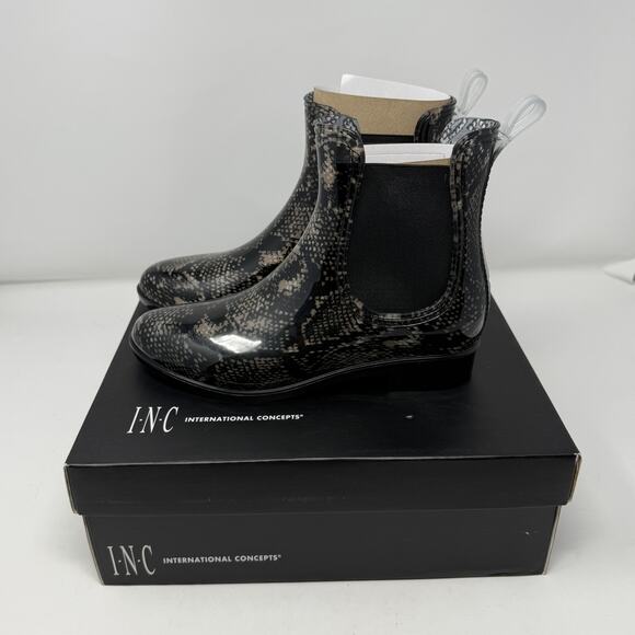 INC International Concepts Woman's Size 7M Raelynn Nat Snake Rain Boots New - Picture 1 of 11